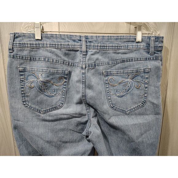 Women's Chicos Denim Jeans Stretch Straight Let Outdoors Size 2 Short - Picture 3 of 7